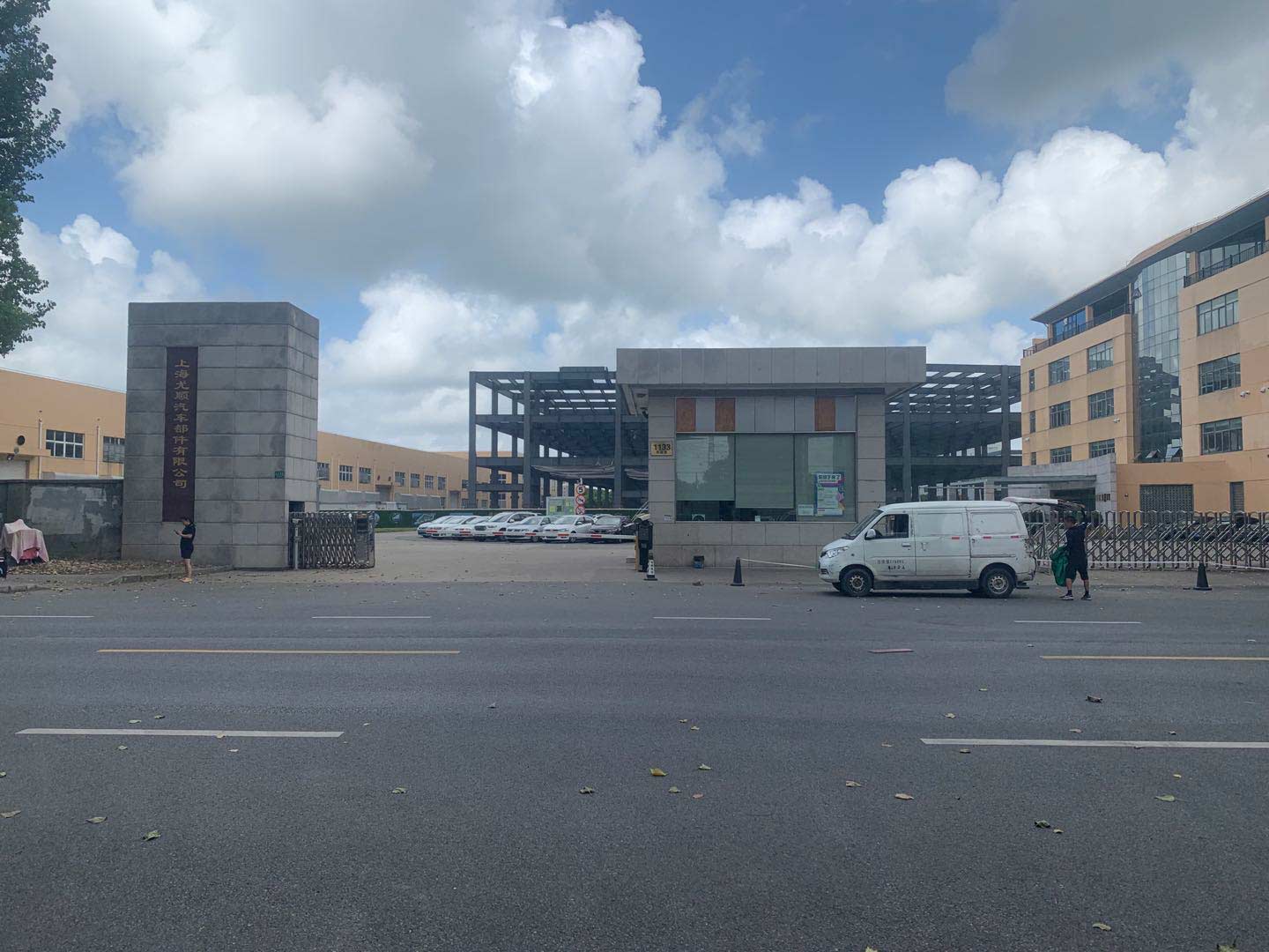 鋁材切割機廠家自述--談合作也許一句話，也許是十幾次拜訪