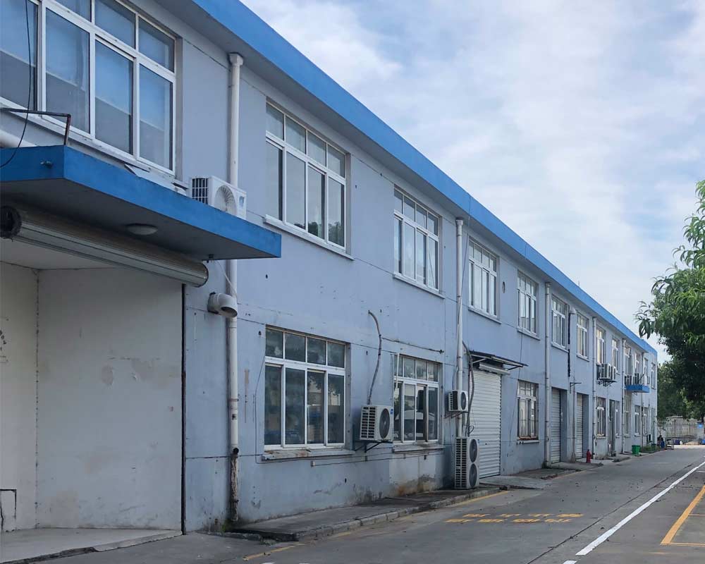 選擇鋁型材切割機(jī)設(shè)備廠家售后多重要?深刻“教訓(xùn)”不止一次