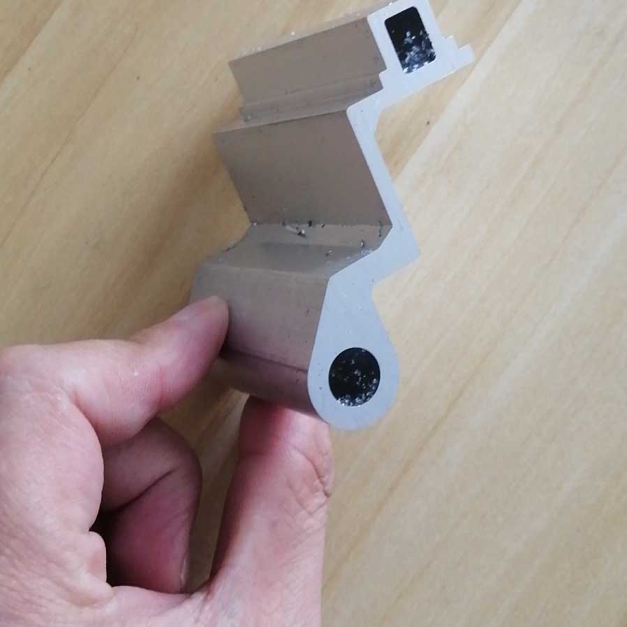 【安徽】鋁合金合頁切割選擇SDY-Q300全自動(dòng)切鋁機(jī),試切滿意就下單